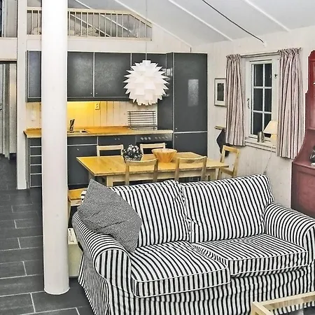 Gorgeous Home In Gala With Sauna *